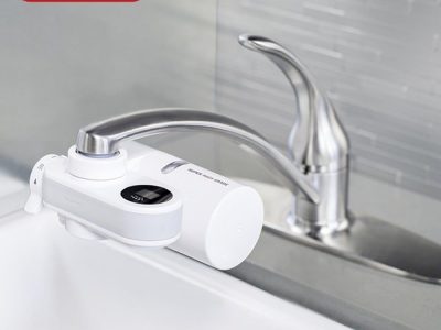 Máy lọc nước đầu vòi Cleansui EF102