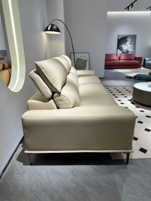 Chi tiết tựa đầu